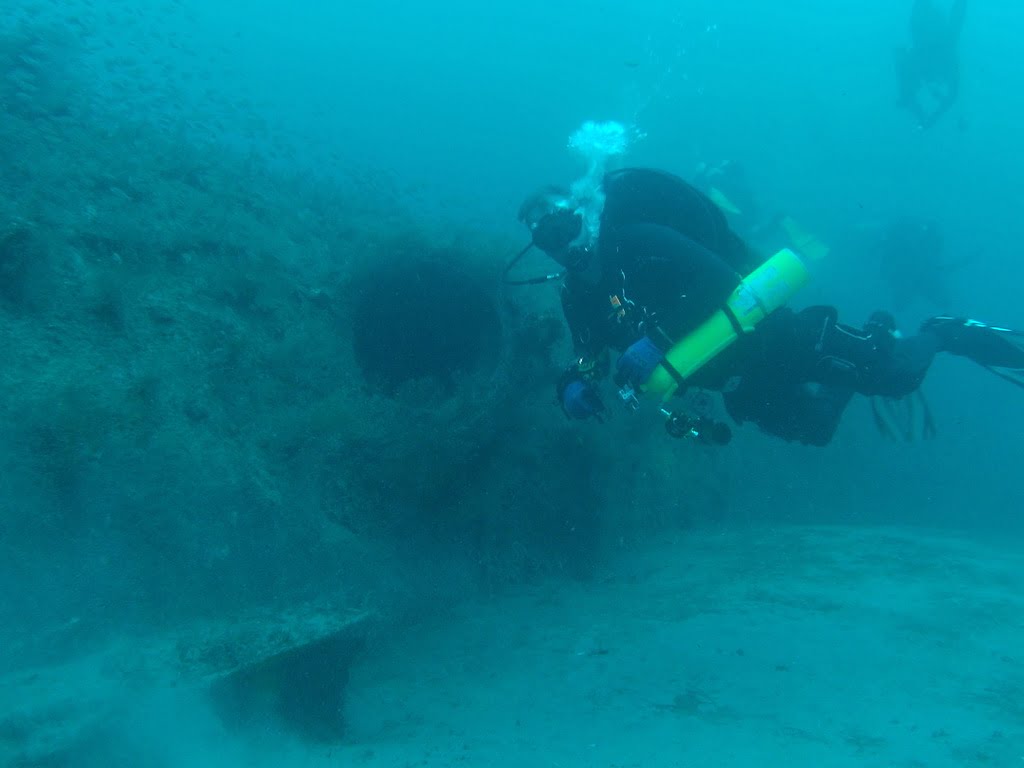 advanced wreck diving